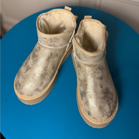 Hey Girl by Corky’s Metallic Ankle Boots - Picture 2 of 8